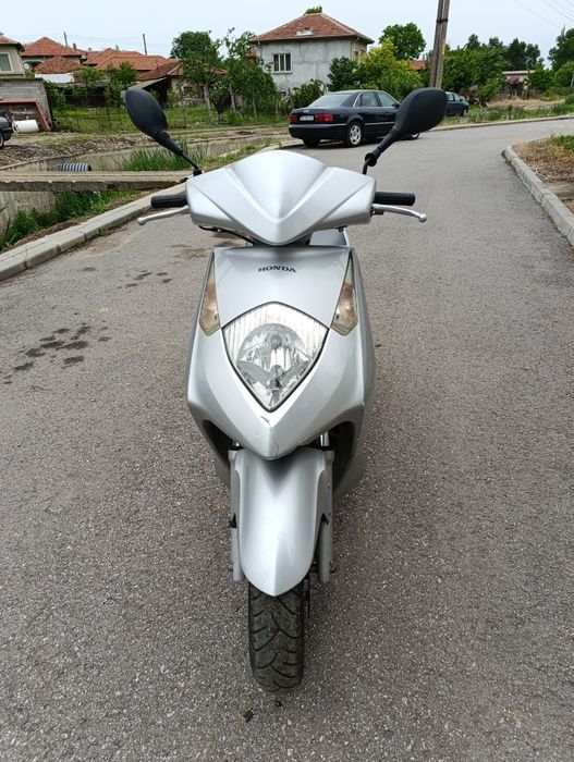 Продавам Хонда Дилън 150