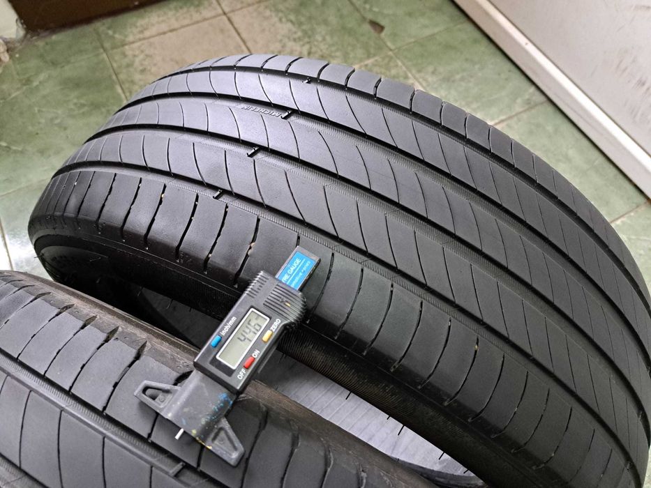 2 anvelope 235/50 R19 Michelin
