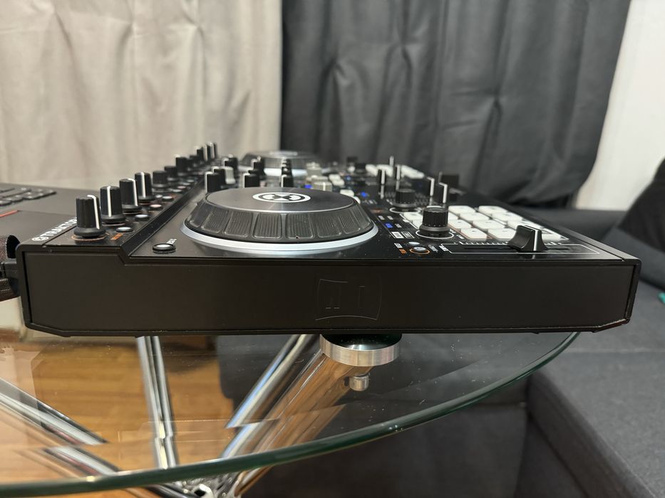 Traktor S4 mk2 в топ състояние