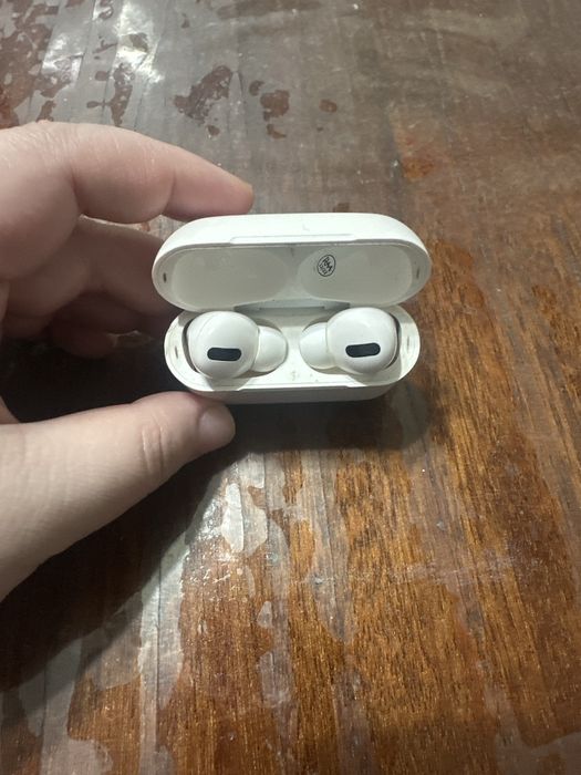 Наушники эйрподс про б/у