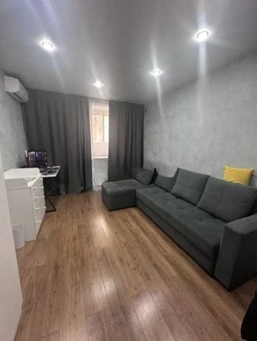 Продажа 1-комнатной квартиры мкр.Аэропорт.
