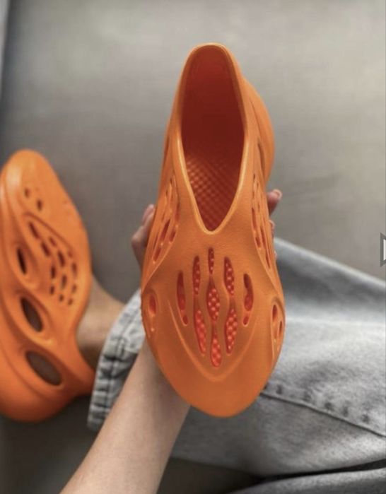 Yeezy boots тапки