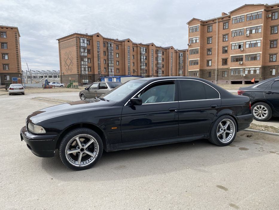 Продам диски БМВ оригинал Шницер 4-тип