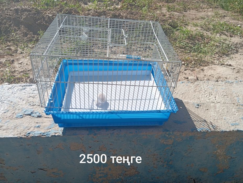 Продам клетку для попугаев