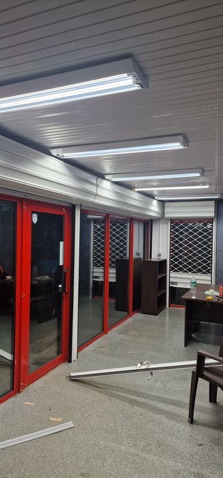 Продавам: Просторен преместваем офис контейнер (9х3м) с WC/склад !