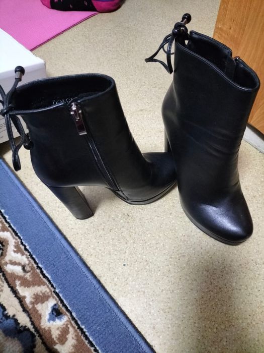 Зимний обувь 35 размер