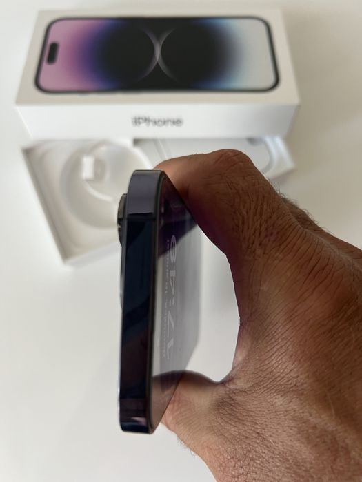 Iphone 14 pro culoare deosebita