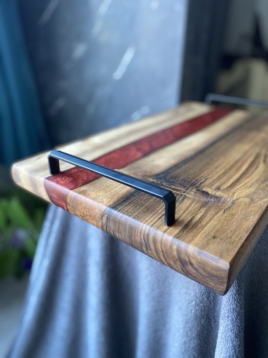 Platou de servit din lemn si rasina