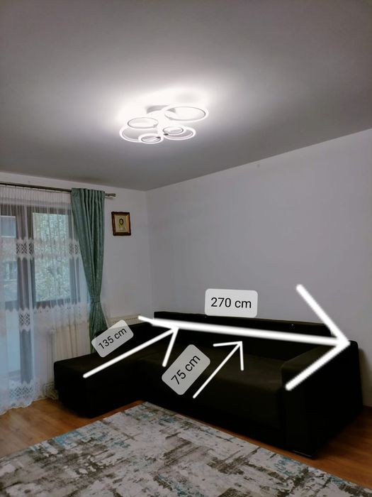 Vând canapea extensibilă cu 2 spații de depoItare