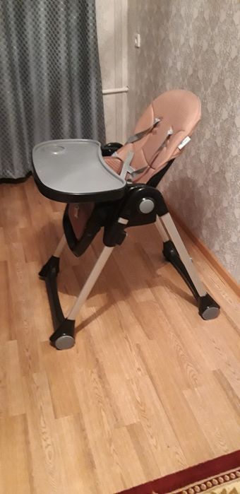 Стул для кормления детей