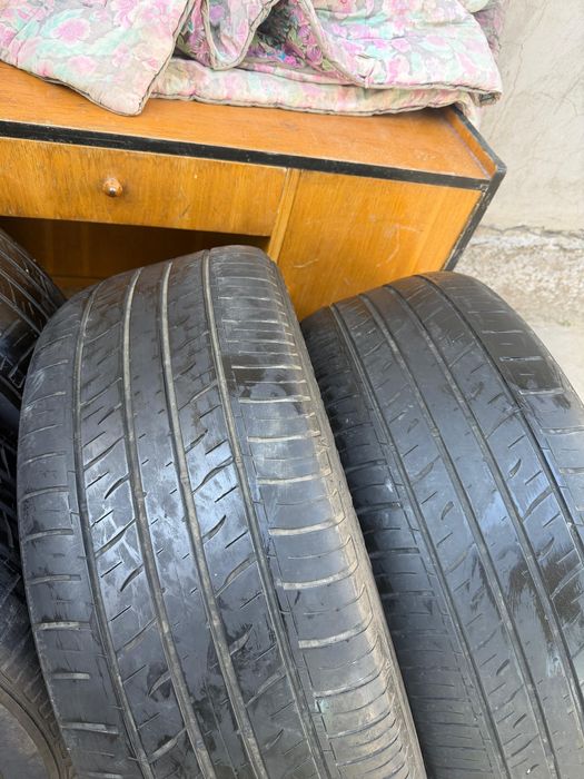 Летние шины Dunlop 275/50R21