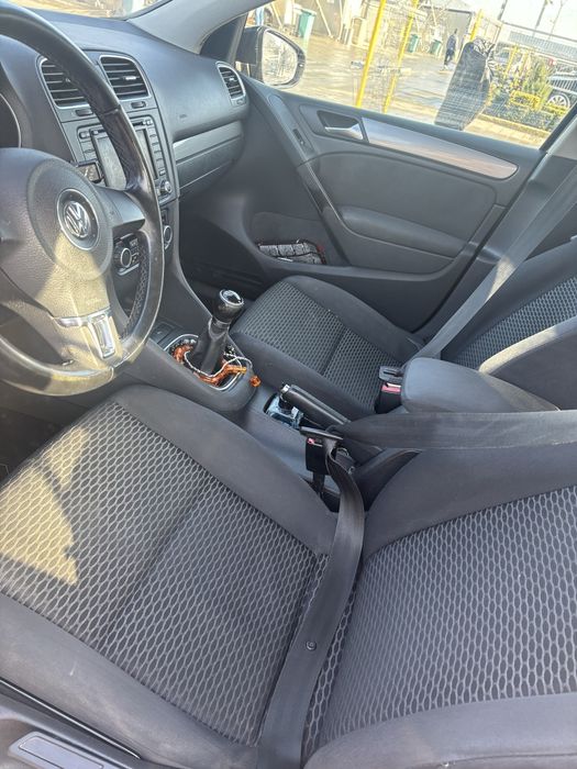 Golf 6 motor 1.4 benzina 100 cp an de fabricatie 2009