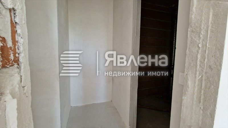 Продава се Тристаен апартамент в София, Банишора - 91 кв.м за 2193 €/кв.м - Снимка #5
