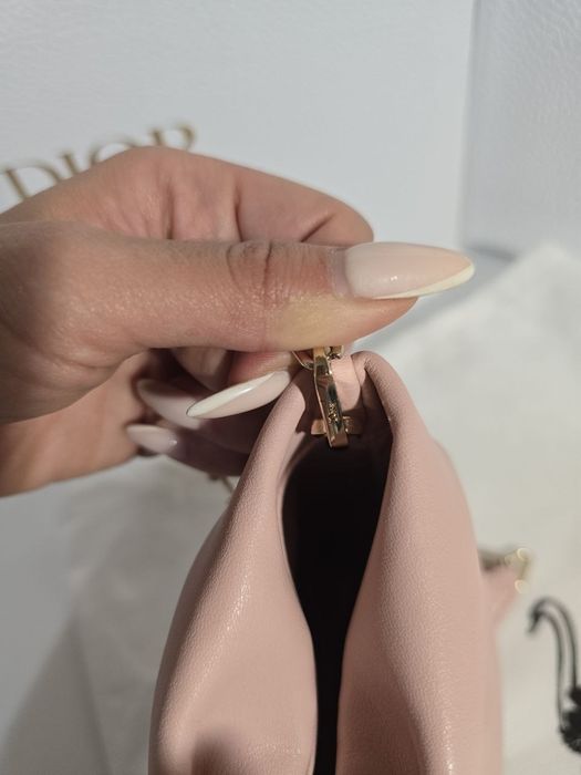 Налична чанта Dior Bow