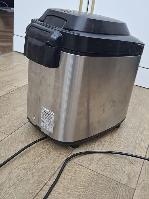 Продам хлебопечку Panasonic SD-ZB2512