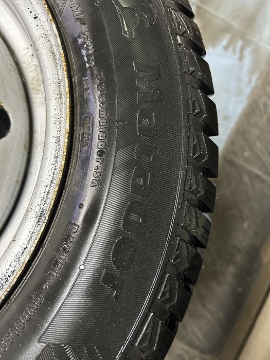 Зимная резина комплект