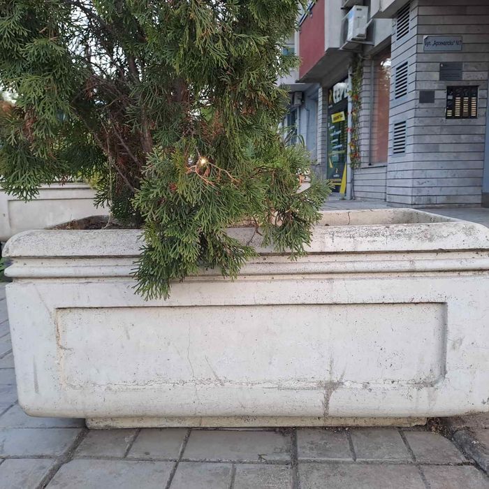 Градински кашпи от бетон