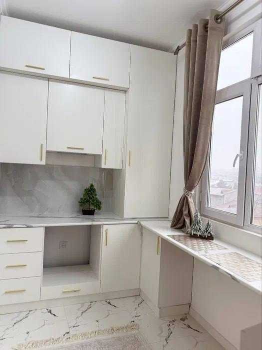 СРОЧНО !! Продаётся квартира в Яшнабаде 2/5/8 ( 55 кв/м ) Azia House