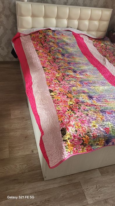 Продам кровать без матрас