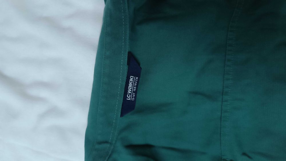 Camasa verde, purtat, calitate buna