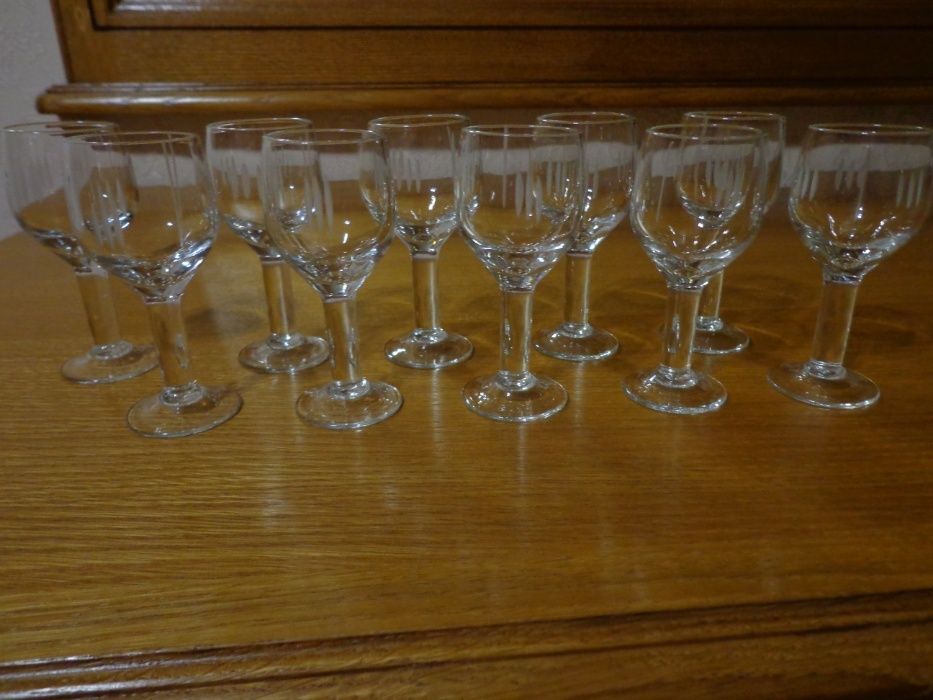 продам новые рюмки на ножке СССР
