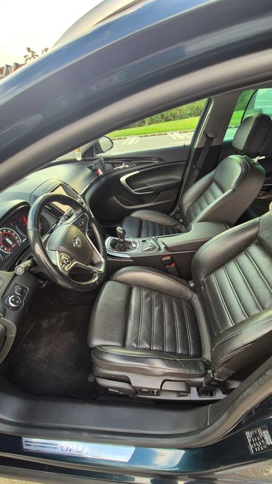 OPEL INSIGNIA SPORTS TOURER 2014 – stare excelentă,