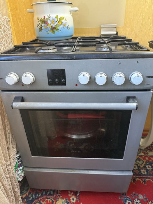 Продам плиту Vestel в хорошем состоянии