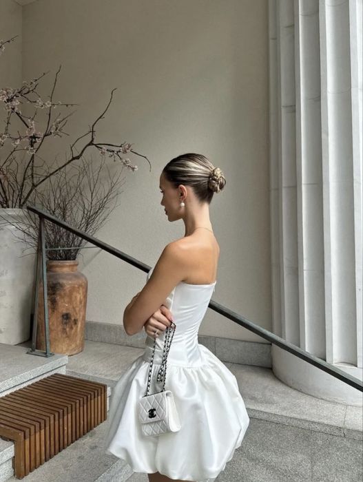 Вечернее платье-корсет