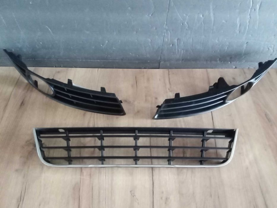 Grila Bara fata VW Passat B6 2005-2010