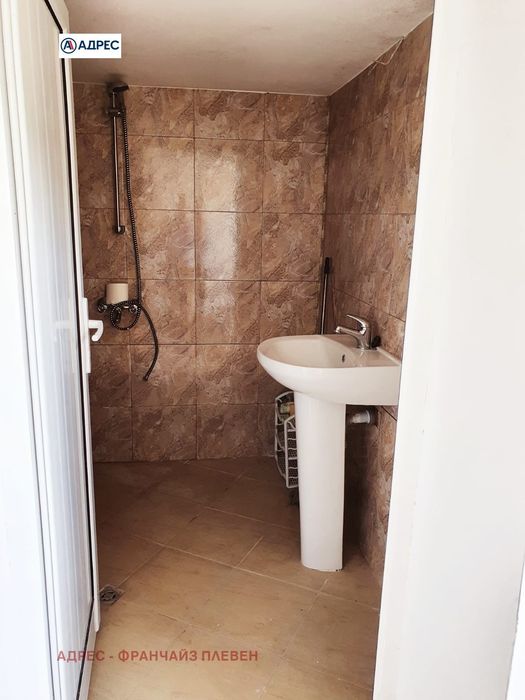 Продава се Къща в с. Коиловци, Област Плевен - 150 кв.м за 289 €/кв.м - Снимка #7