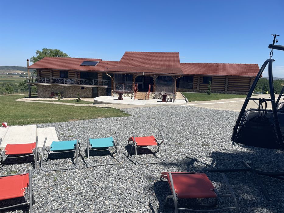 Casa de vacanta de inchiriat