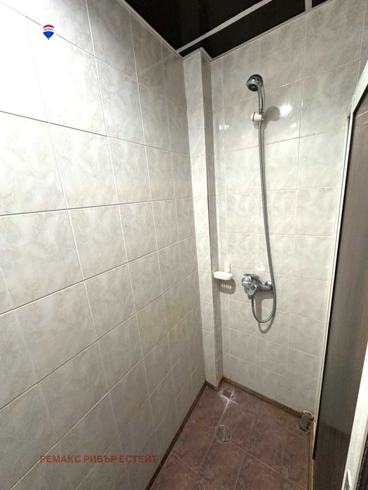 Продава се Тристаен апартамент в Русе, Хъшове - 89 кв.м за 757 €/кв.м - Снимка #13