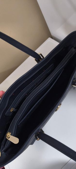 Чанта tommy hilfiger