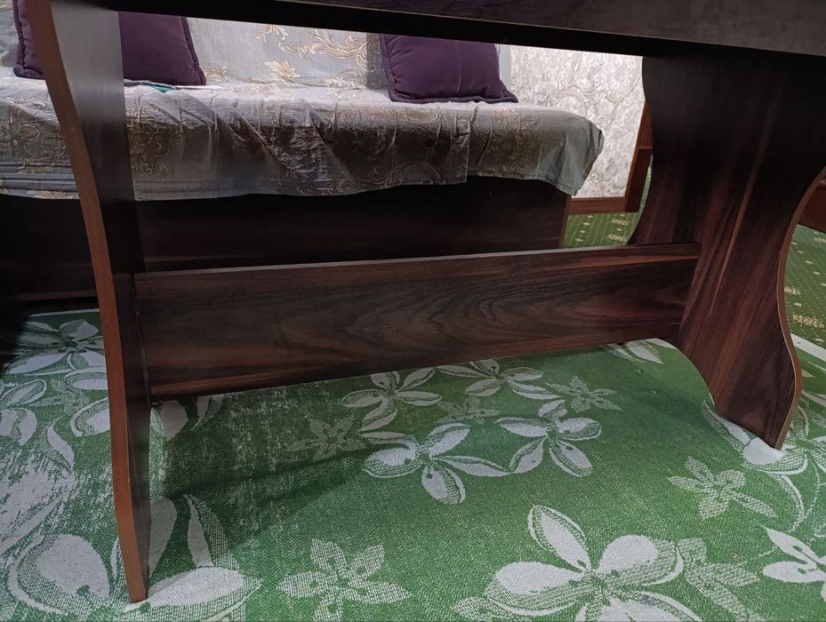 Мебельный стол мдф