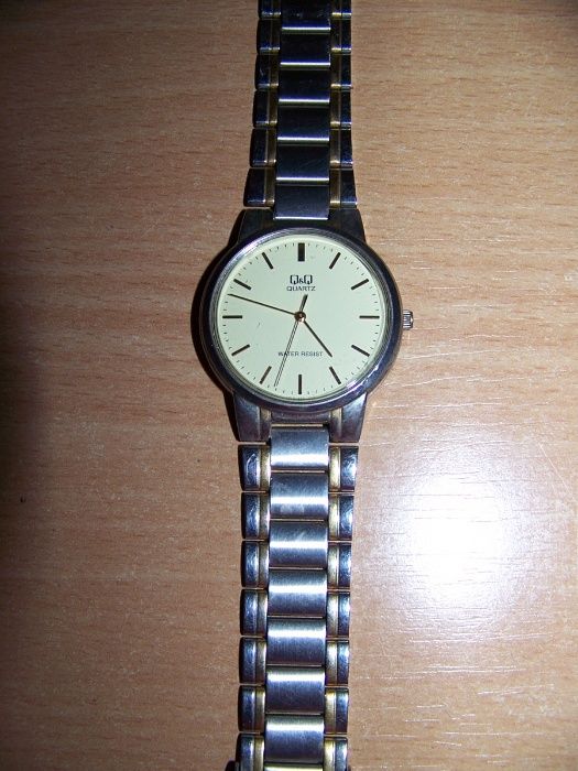 Ceas barbatesc  Q&Q-quarz -water resist