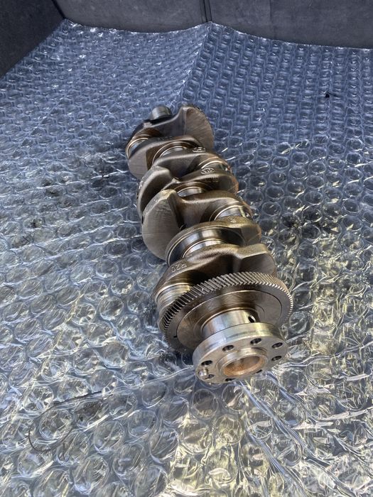 Колянов вал KIA и HYUNDAI 2.0 и 2.2 CRDI D4HA D4HB