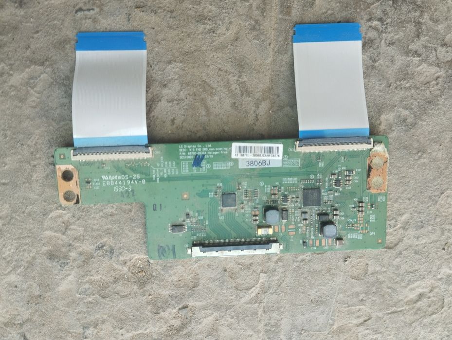 LED Televizor platalari: Main Board (Asosiy plata) va T-Con plata soti