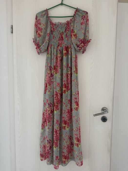 Rochie de varǎ Uşoara