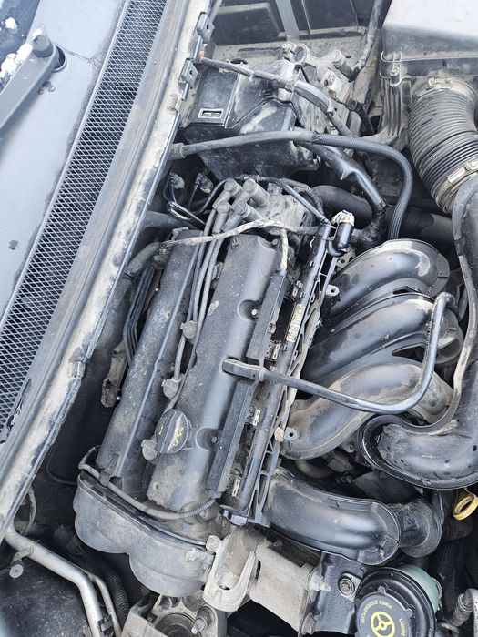Dezmembrez ford focus 2 fab 2008,1,6 benzina SHDA SI SYDA si 1,6disel