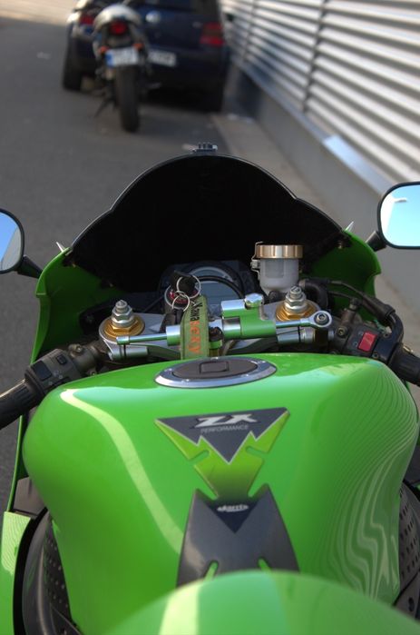 Kawasaki ninja zx 6 r