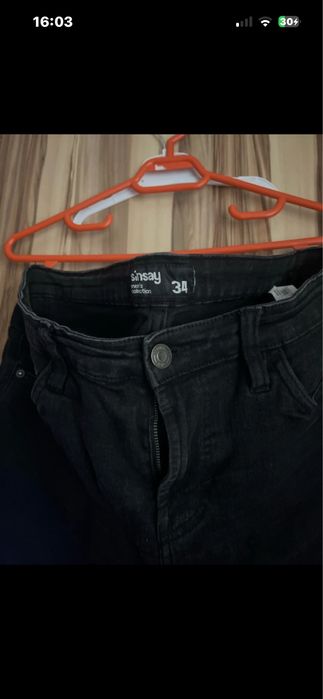 Blugi pentru barbati