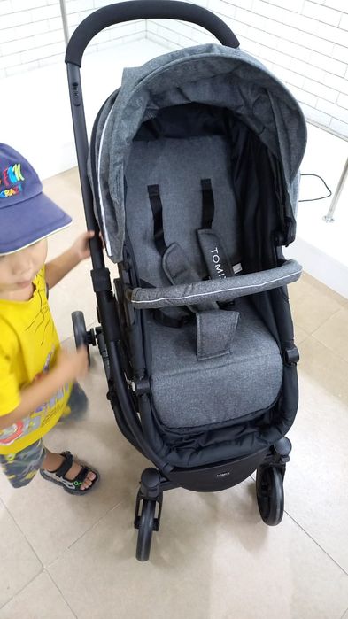 Коляска почти новая