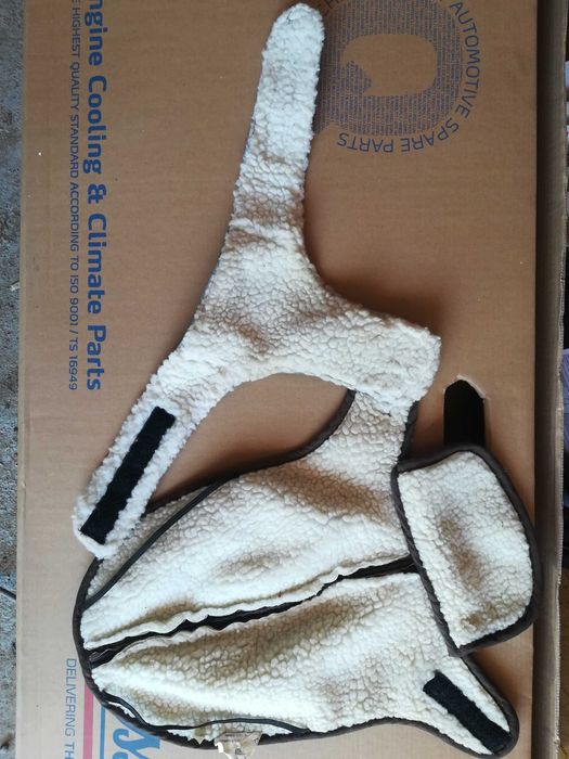 Haina căței talie mica