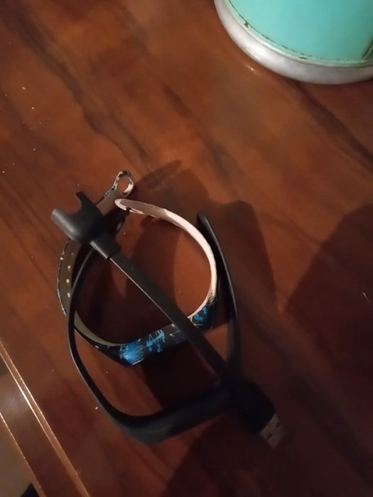 Mi band 2 sotiladi original