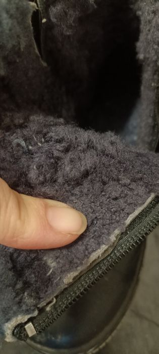 Зимние сапоги в отличном состояний