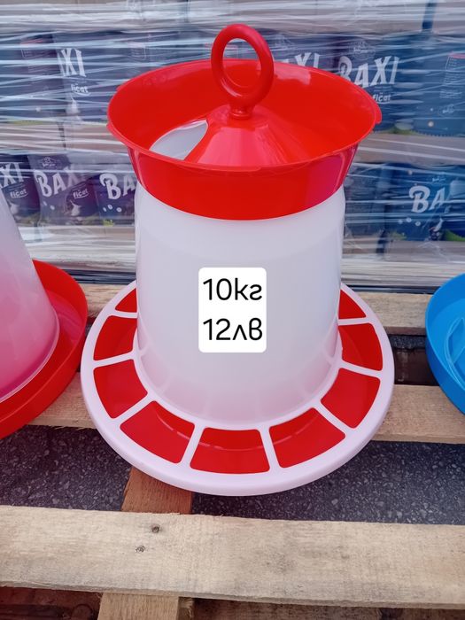 Хранилки и пойлки за пилета и кокошки