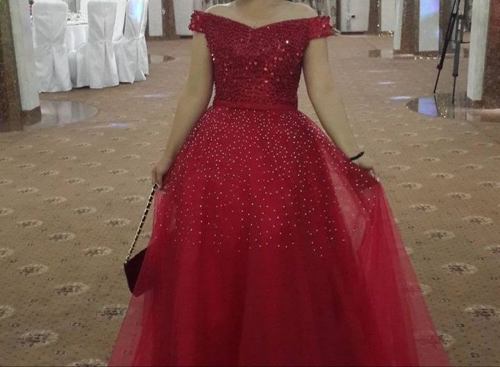 Пышное бальное платье