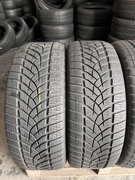 4 anvelope iarna 235/50/20 , GoodYear , 7.4-7.8 mm