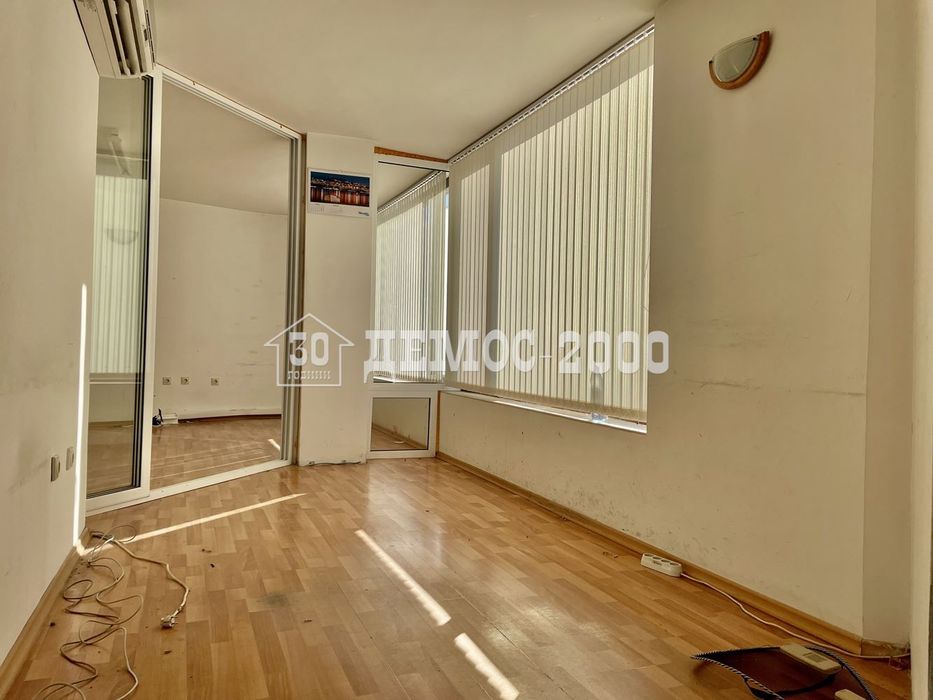 Дава се под наем Магазин в Варна, Завод Дружба - 68 кв.м за 1275 € - Снимка #7