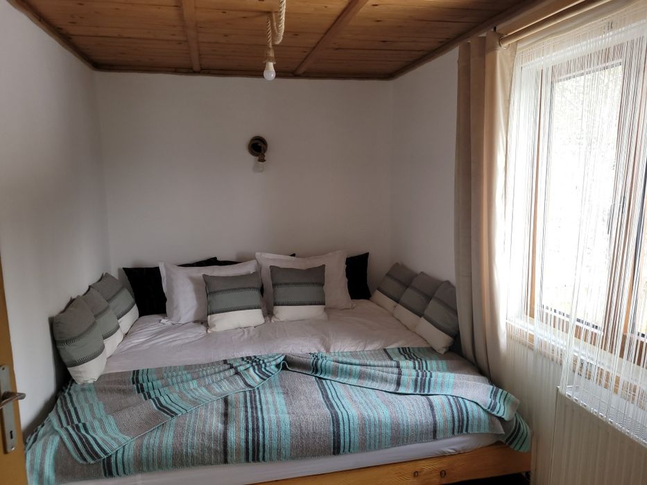 Cabana "Bârlogul ursilor" /TOPLITA 900 lei pe noapte